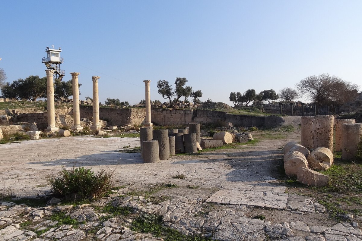 Umm Qais: Ruins, Village Life and Northern Jordan Views