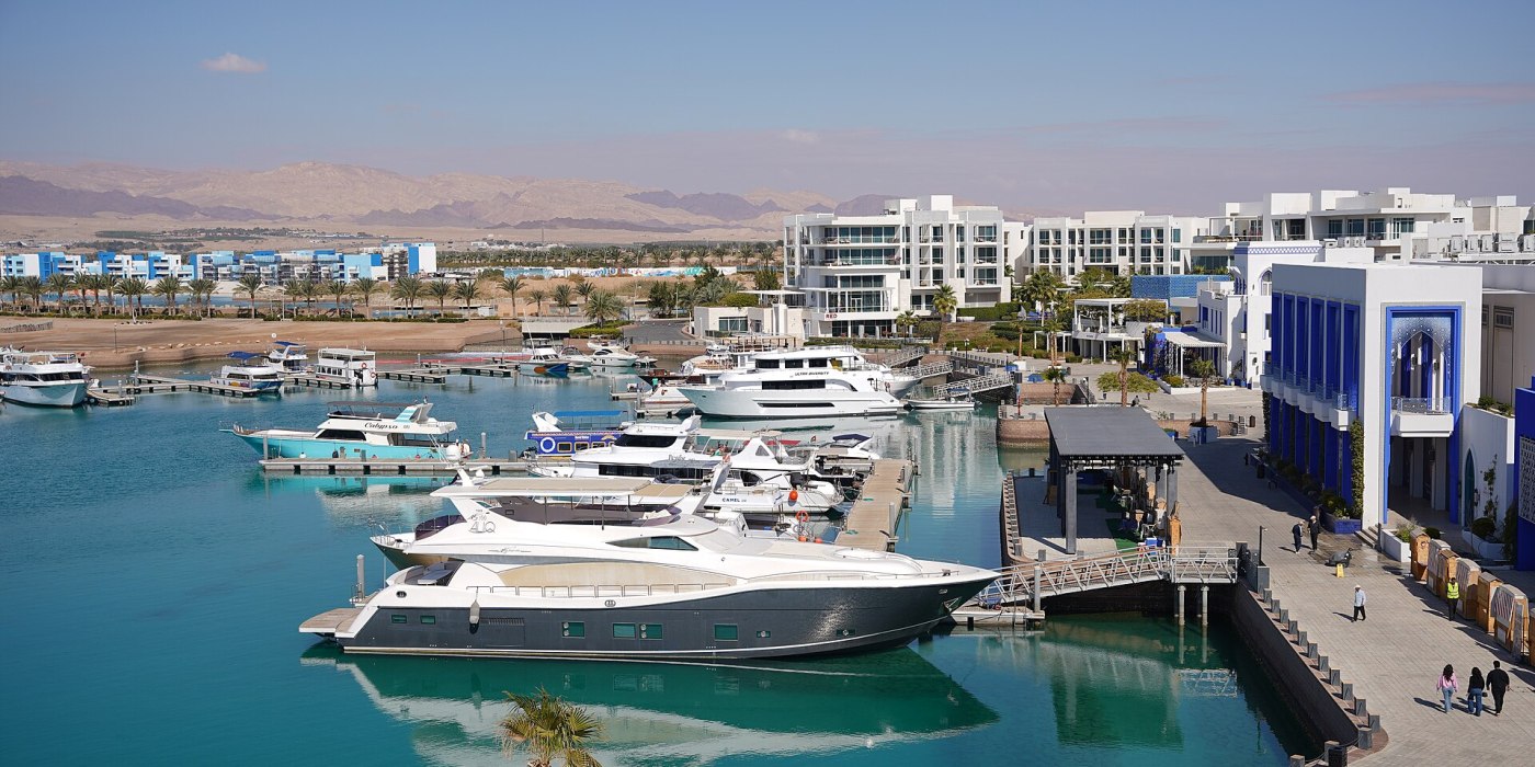 Red Sea Diving & Desert Stars